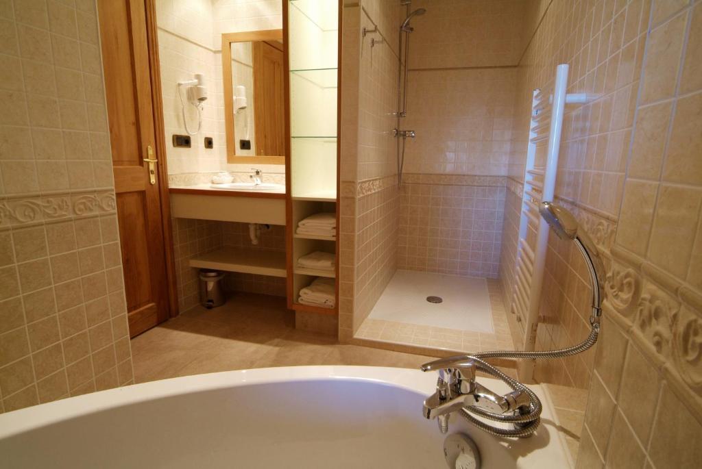 Hotel La Placa Гарригелья Номер фото